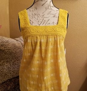 Yellow Swing Tank